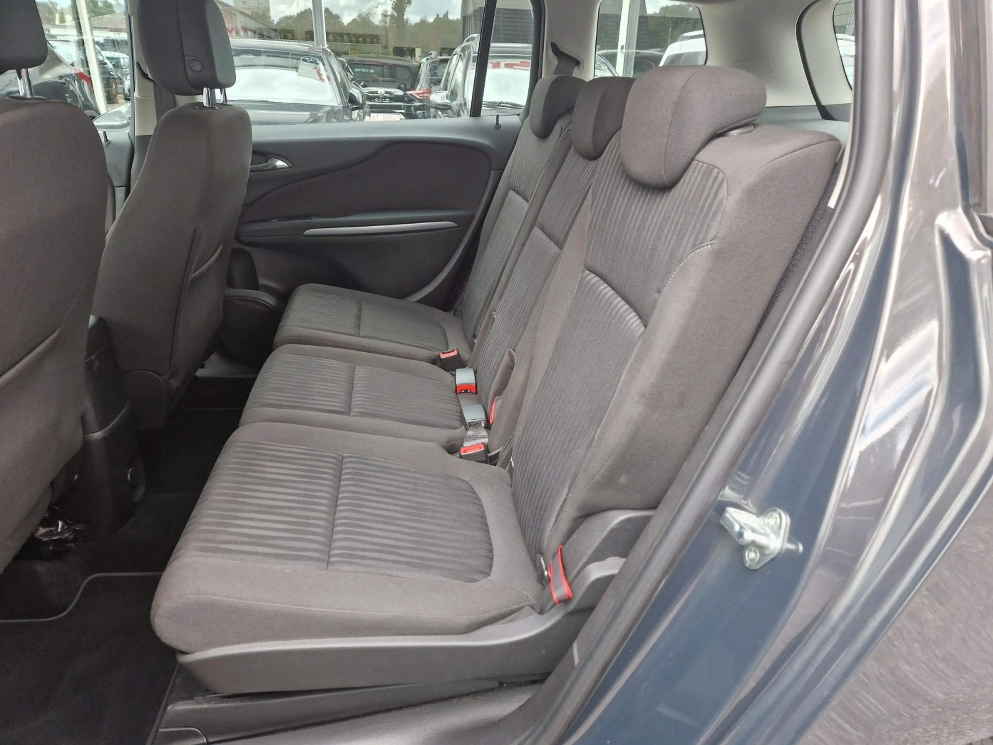 Opel Zafira C Tourer Edition — photo 6