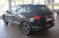 Volkswagen Tiguan Active 2.0TDI DSG,Kamera,Navi,LED,AHK,1Hd Schwarz - thumbnail 4
