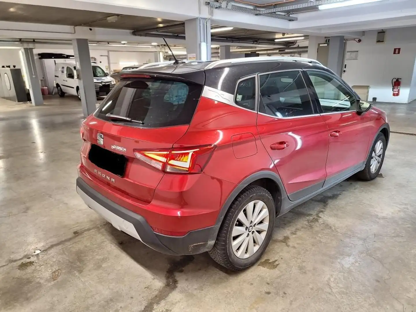 SEAT Arona Xcellence DSG DAB GRA Navi LED PDC SHZ Rojo - 2