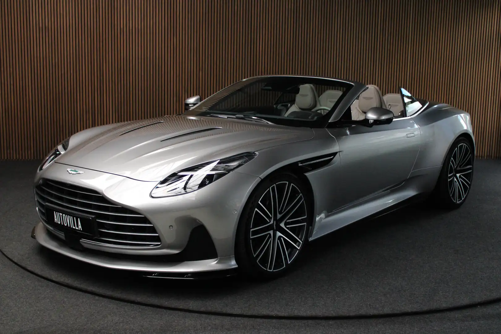 Aston Martin DB12 Volante 4.0 V8 Leer 360 camera ACC Bowers & W. Mem Gris - 2