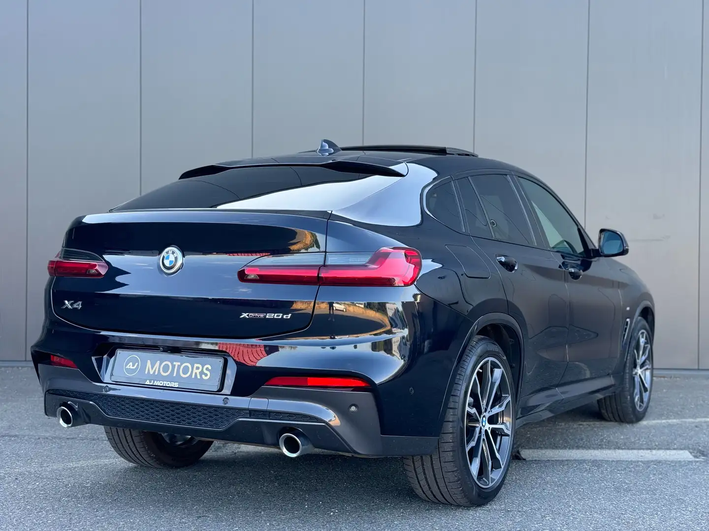 BMW X4 xDrive 20d 190cv - Pack M - Toit ouvrant Noir - 2