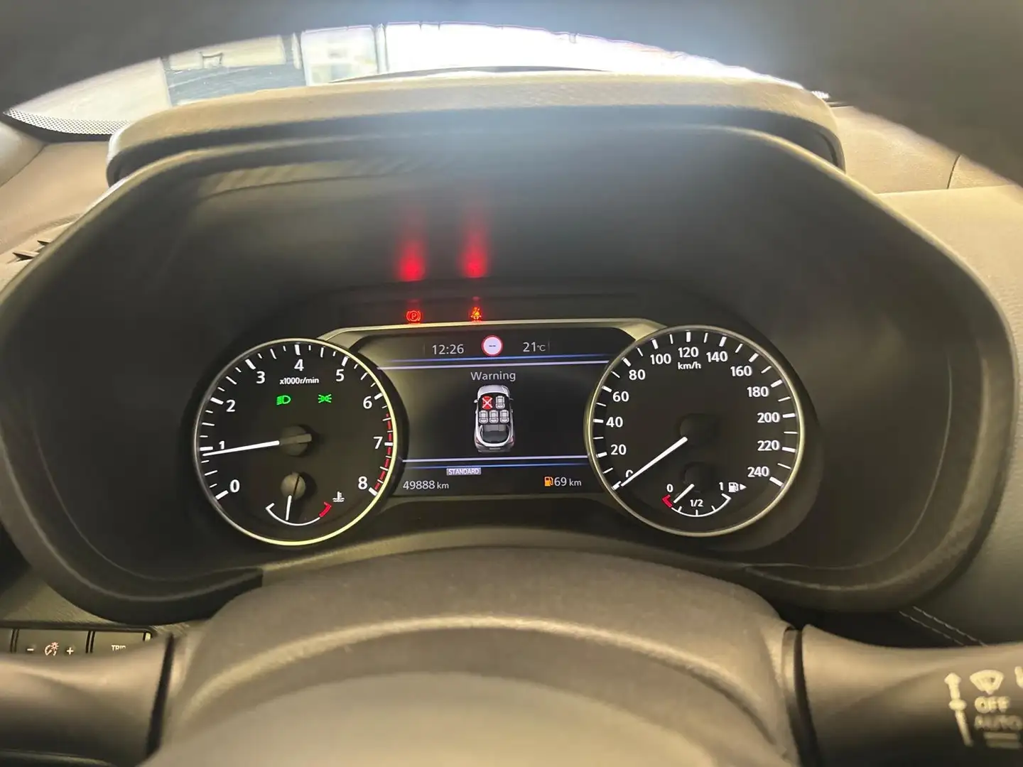 Nissan Juke 1.0 DIG-T 114 CV N-Connecta Gris - 2