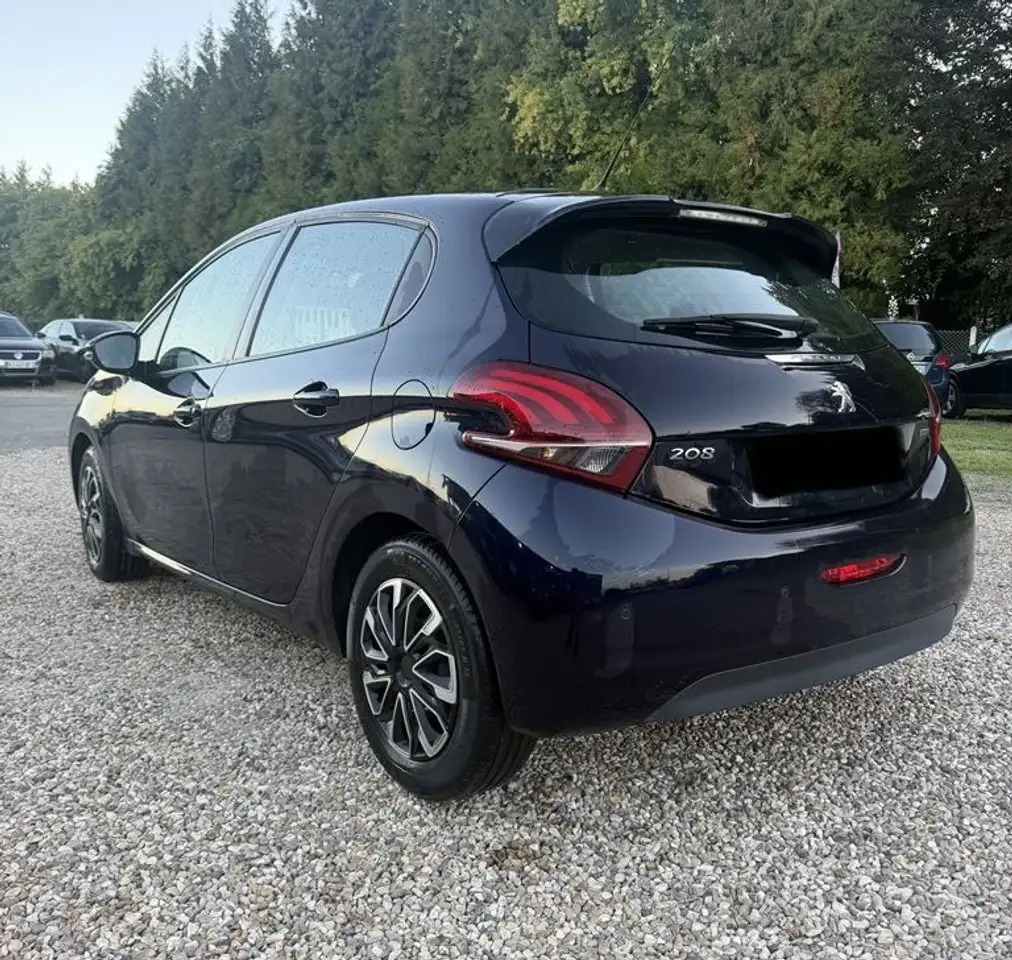 Peugeot 208 208 — photo 4
