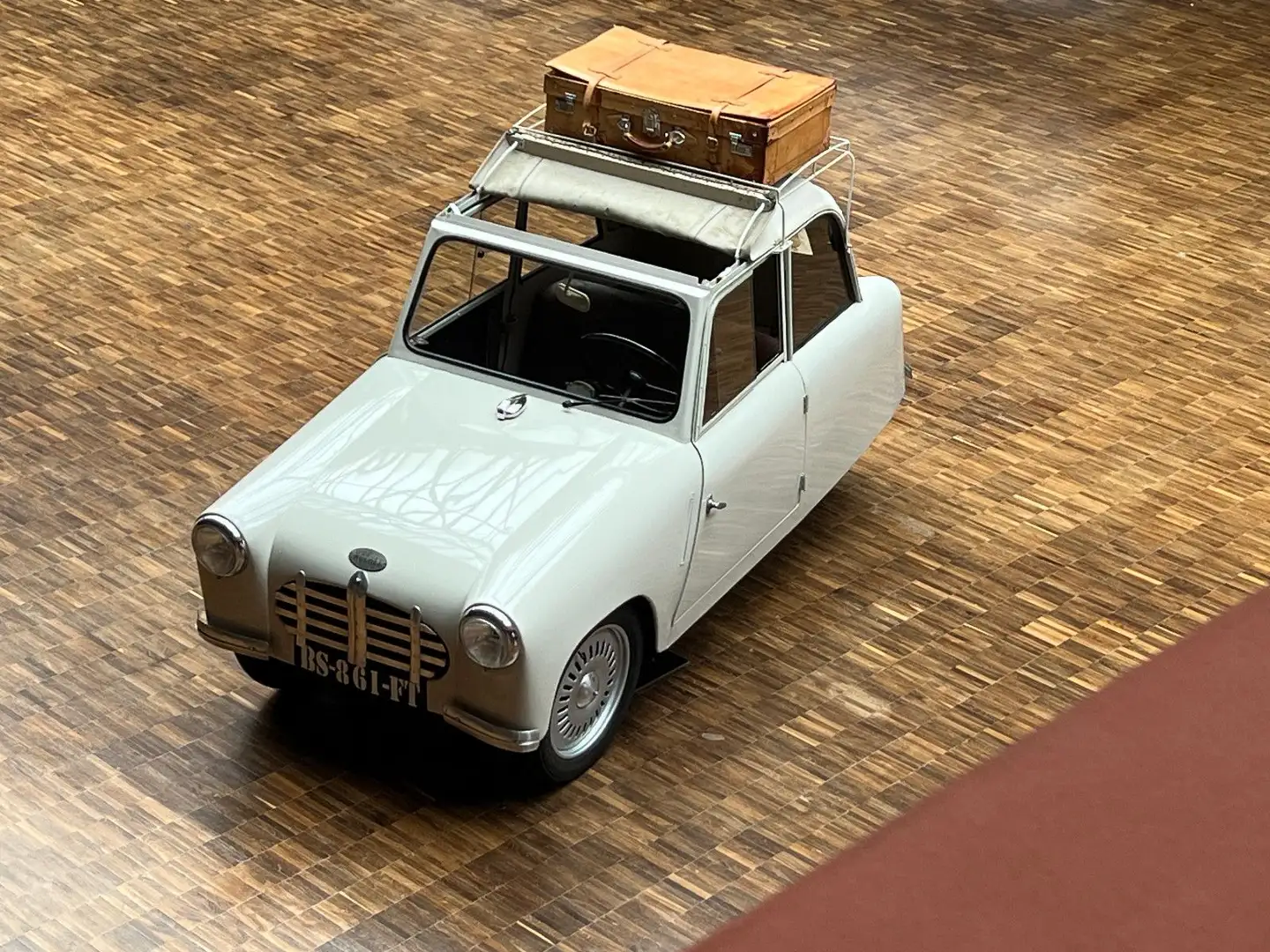 Другие Mochet C.M. 125Y Grand Luxe (super dokumentiert) Бежевый  - 1