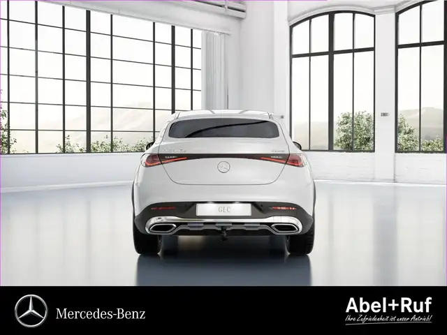 Mercedes-Benz GLC view 5