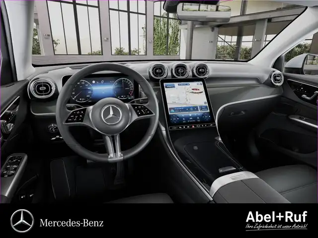 Mercedes-Benz GLC view 7