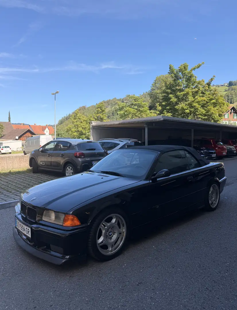 BMW 325 325i Cabrio Schwarz - 1
