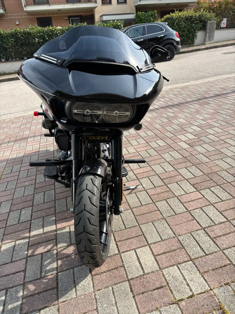 Harley-Davidson Road Glide Special Schwarz - 1