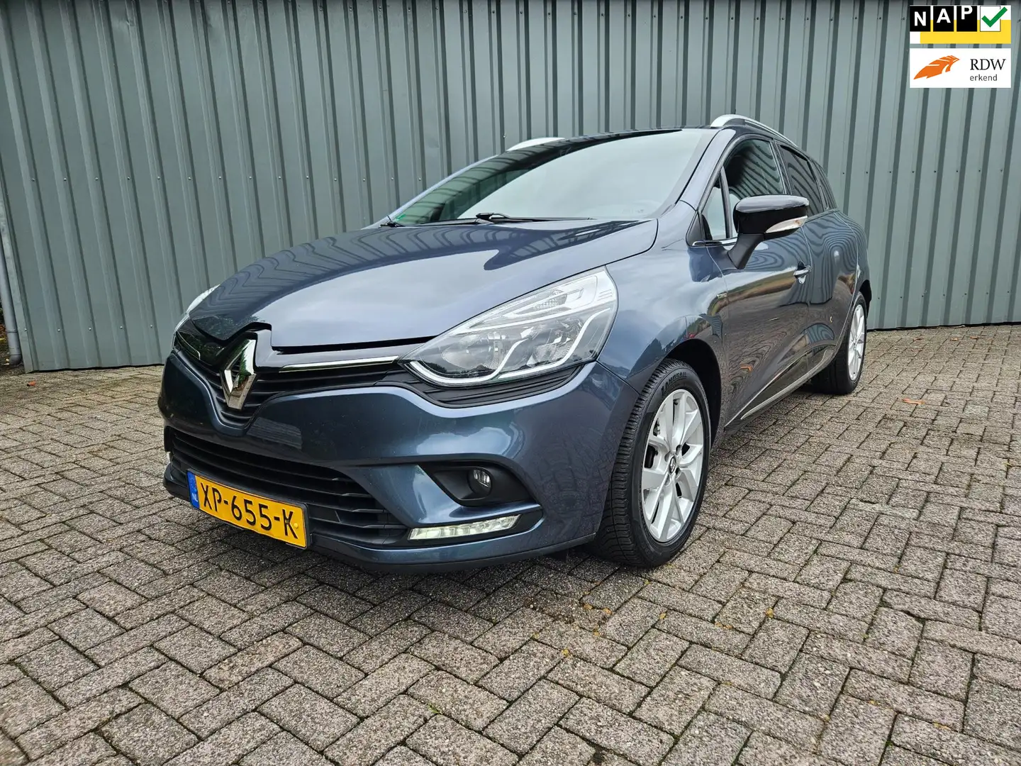 Renault Clio Estate 0.9 TCe Limited Navi Lmv Privacy glas Grijs - 1