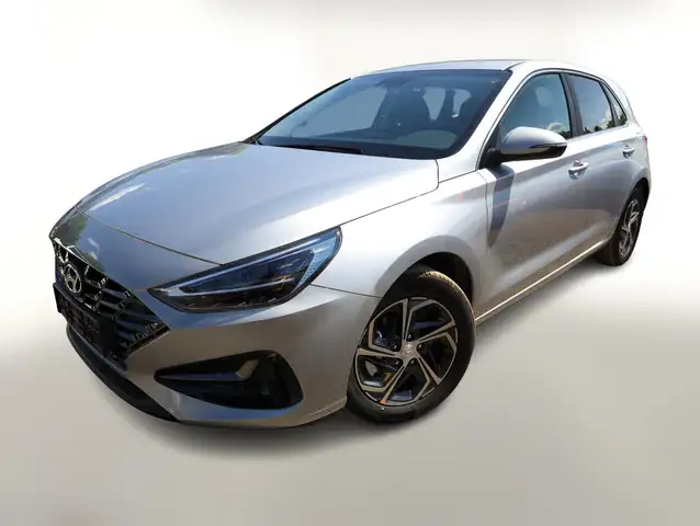 Hyundai i30 Advantage Hatchback LED Nav Kam SHZ Temp PDC+ P...