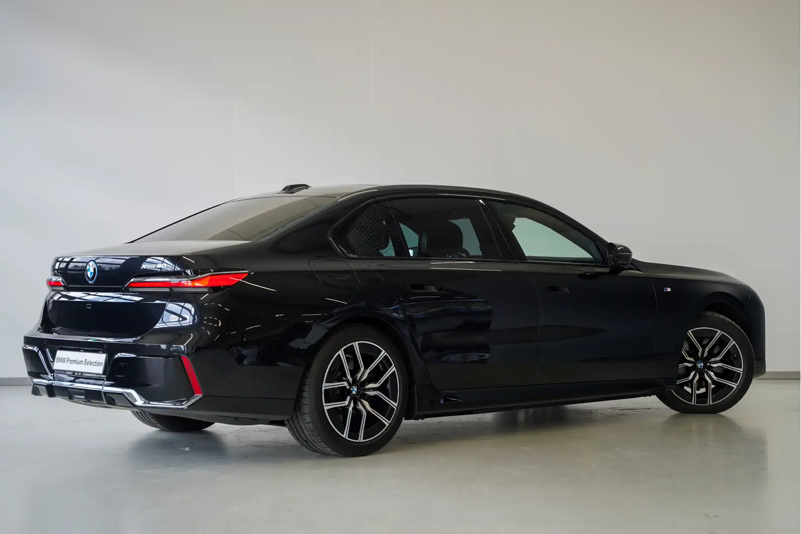 BMW i7 xDrive60 M Sportpakket - Verkocht! Чорний - 2
