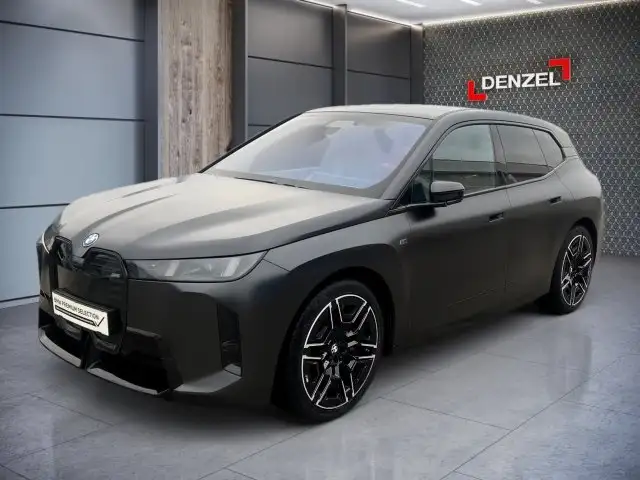 BMW iX M70 xDrive I20