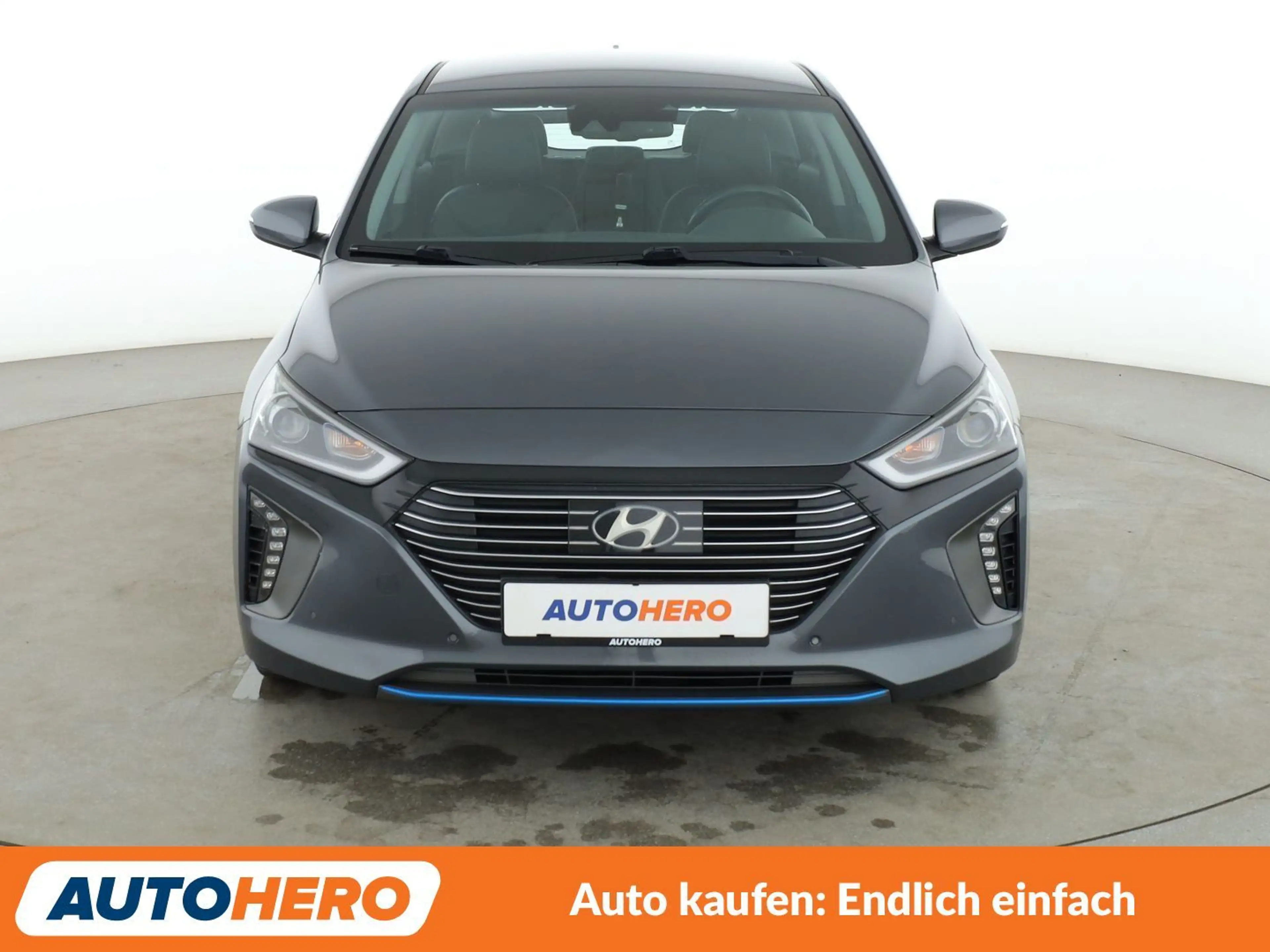 Hyundai IONIQ 1.6 Hybrid Premium Aut.*NAVI*BiXENON*CAM*SHZ*LHZ* — photo 9