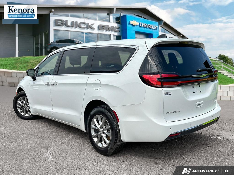 2026 Chrysler Pacifica