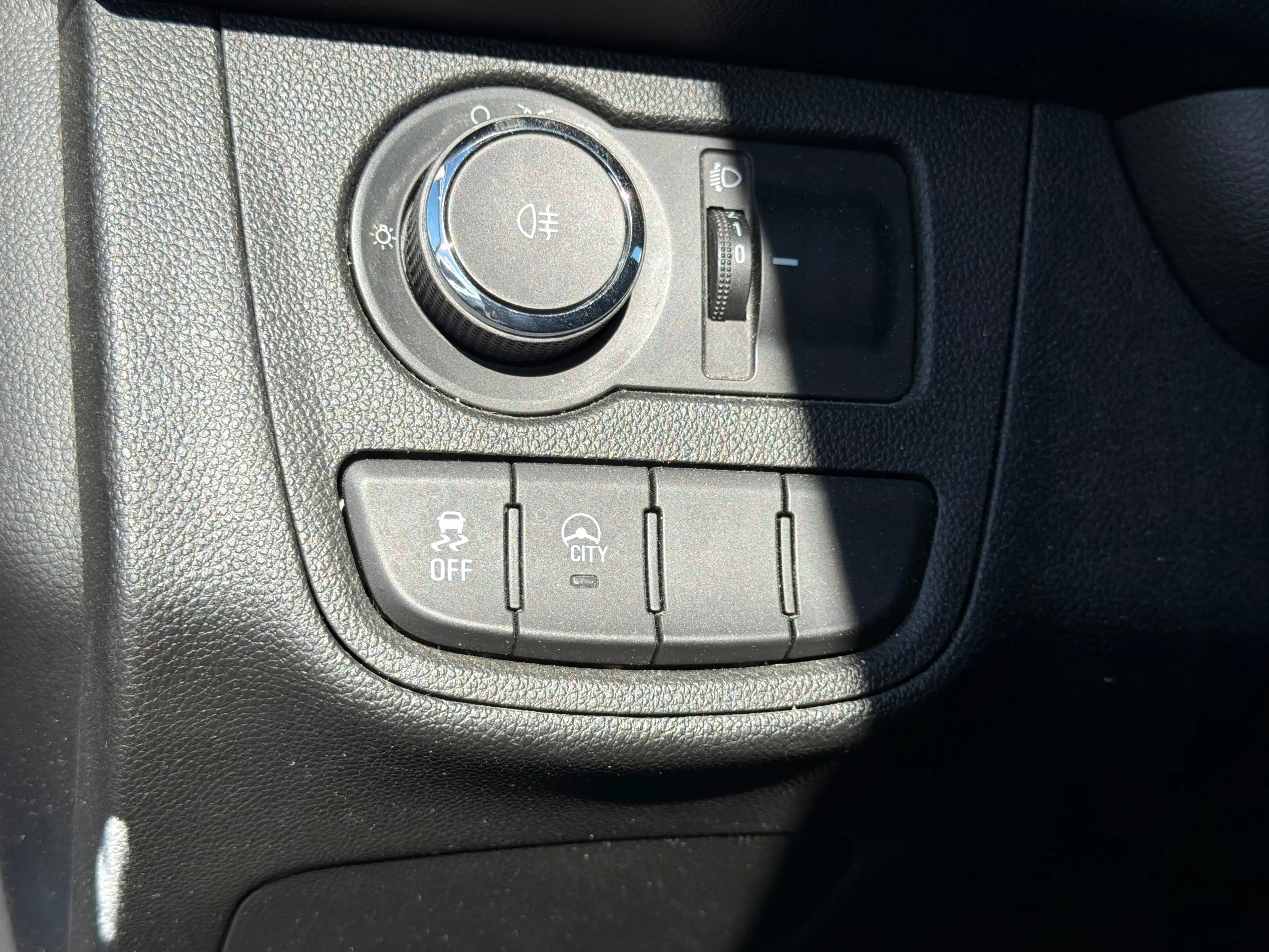 Opel Karl Edition Klimaanlage 8-fach bereift — photo 14