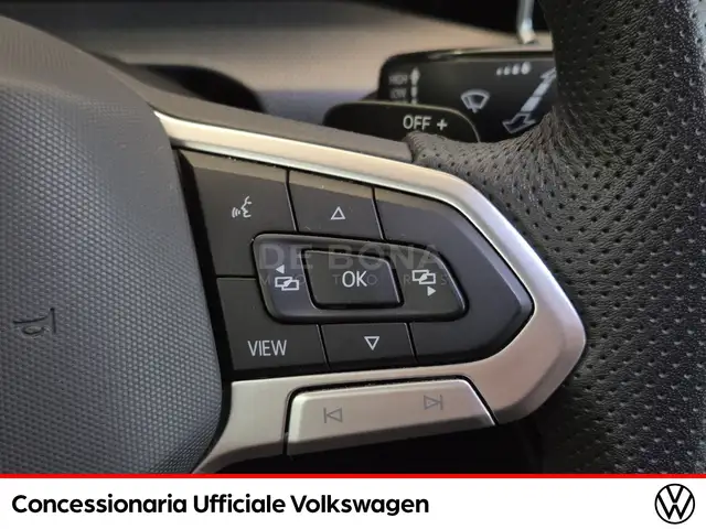Volkswagen Golf view 15