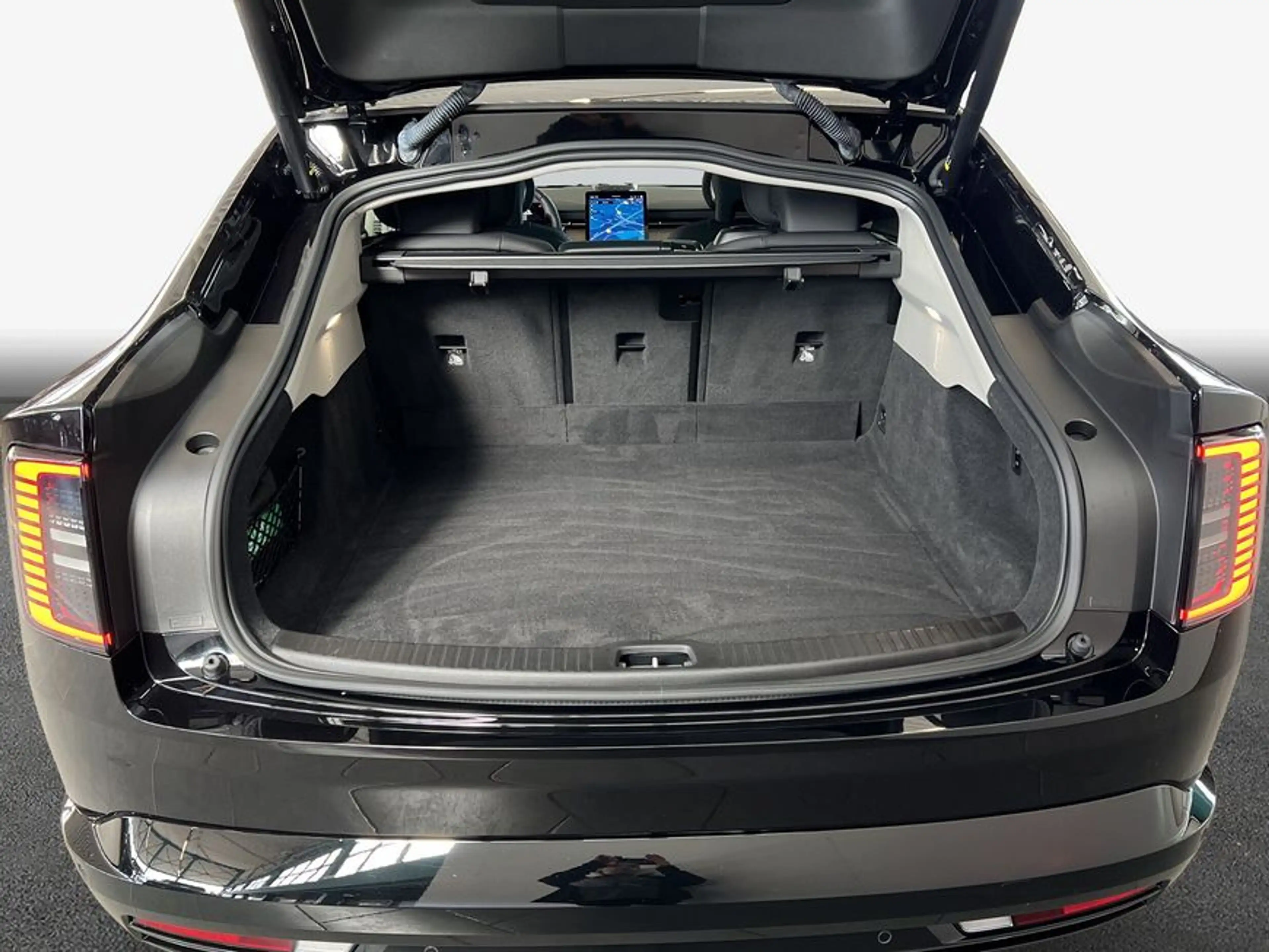 Volvo ES90 Single-Motor RWD Ultra 22'' Luftfahrwerk B&W — photo 9
