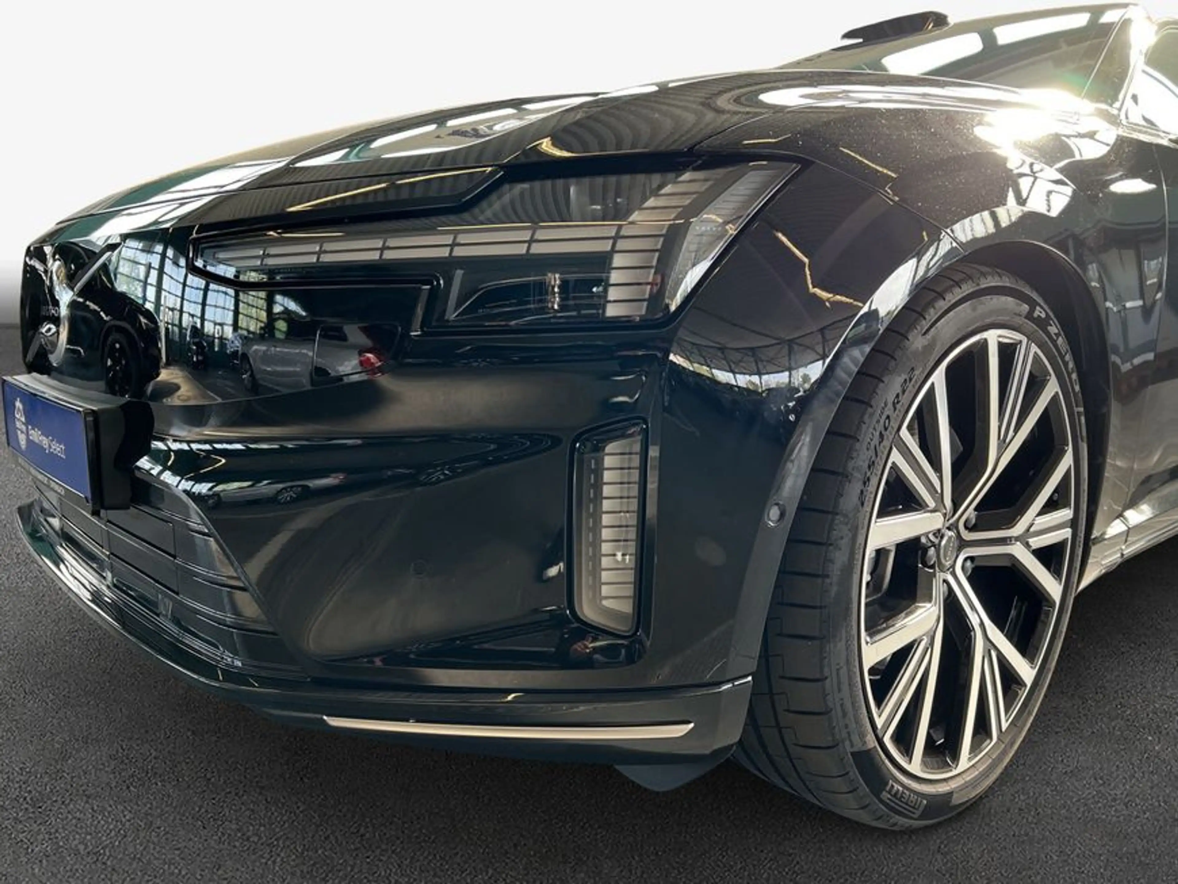 Volvo ES90 Single-Motor RWD Ultra 22'' Luftfahrwerk B&W — photo 7