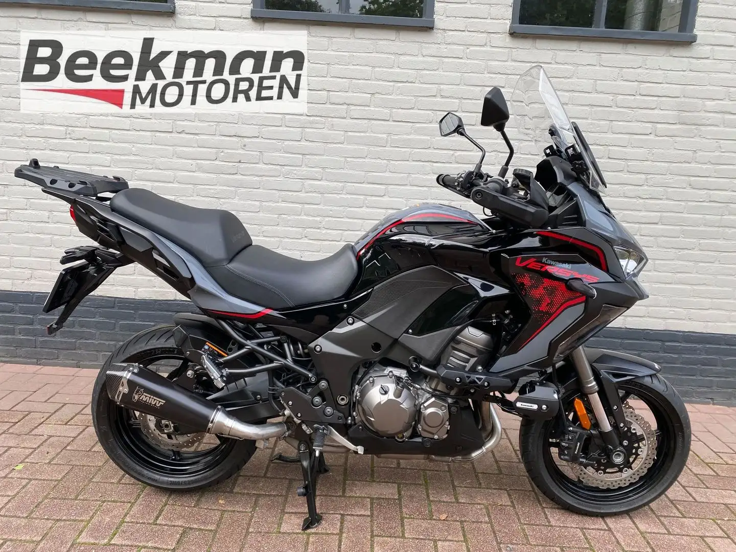 Kawasaki Versys 1000 SE TOURER Fekete - 2