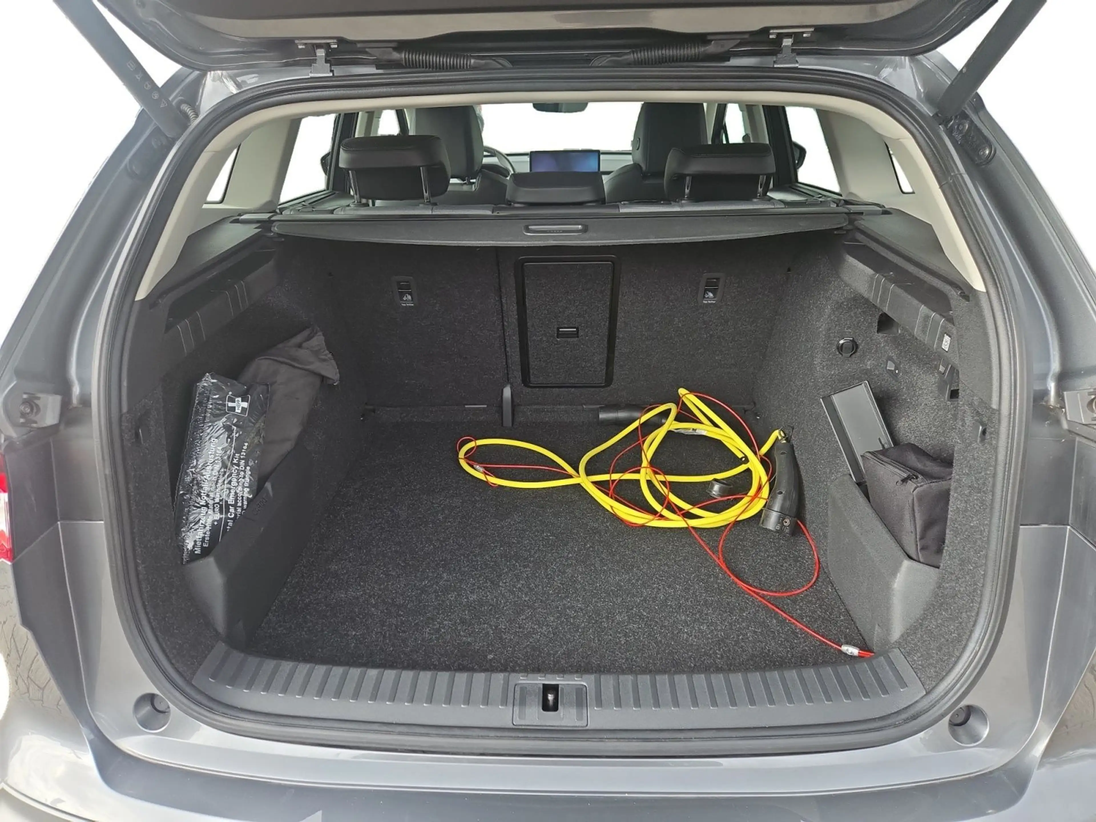 Skoda Enyaq Loft 85, WÄRMEPUMPE/AHK/MATRIX/KAM/20"/NAV — photo 14