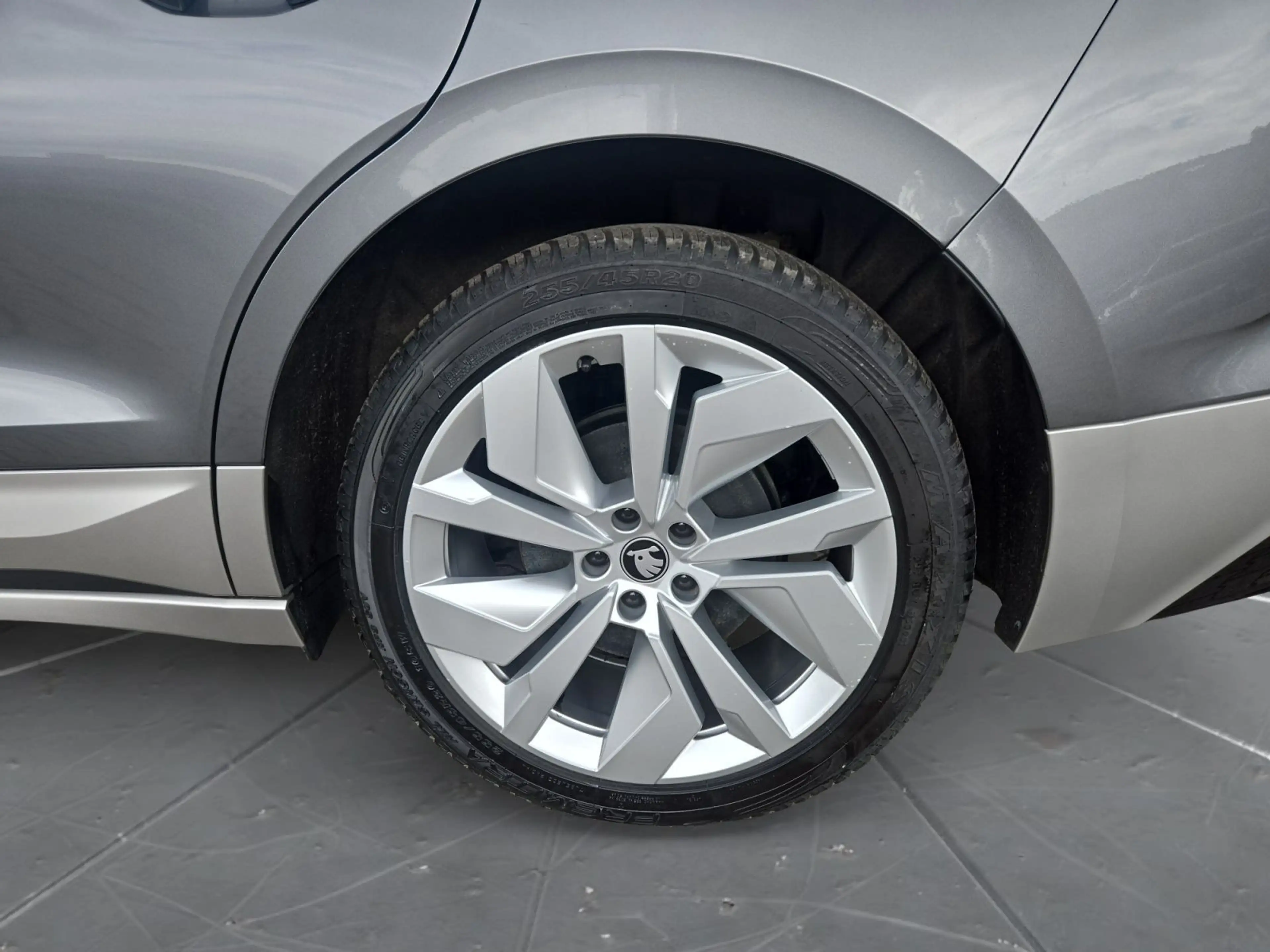 Skoda Enyaq Loft 85, WÄRMEPUMPE/AHK/MATRIX/KAM/20"/NAV — photo 15