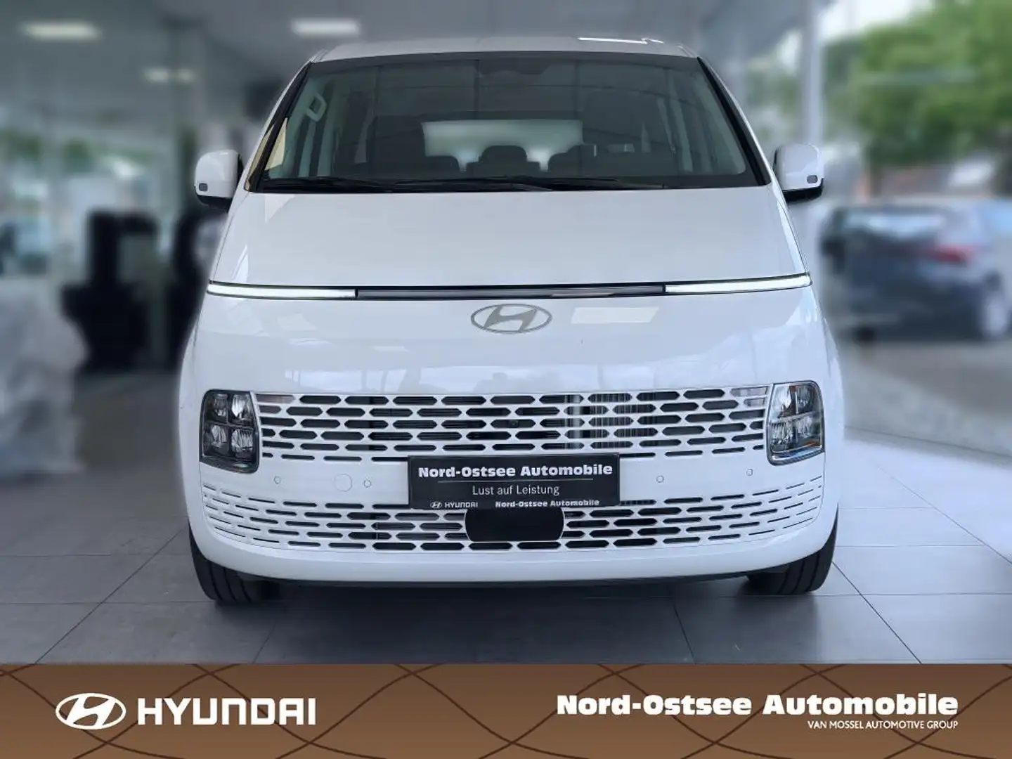 Hyundai STARIA 9-Sitzer TREND Easy Acces Paket Weiß - 2