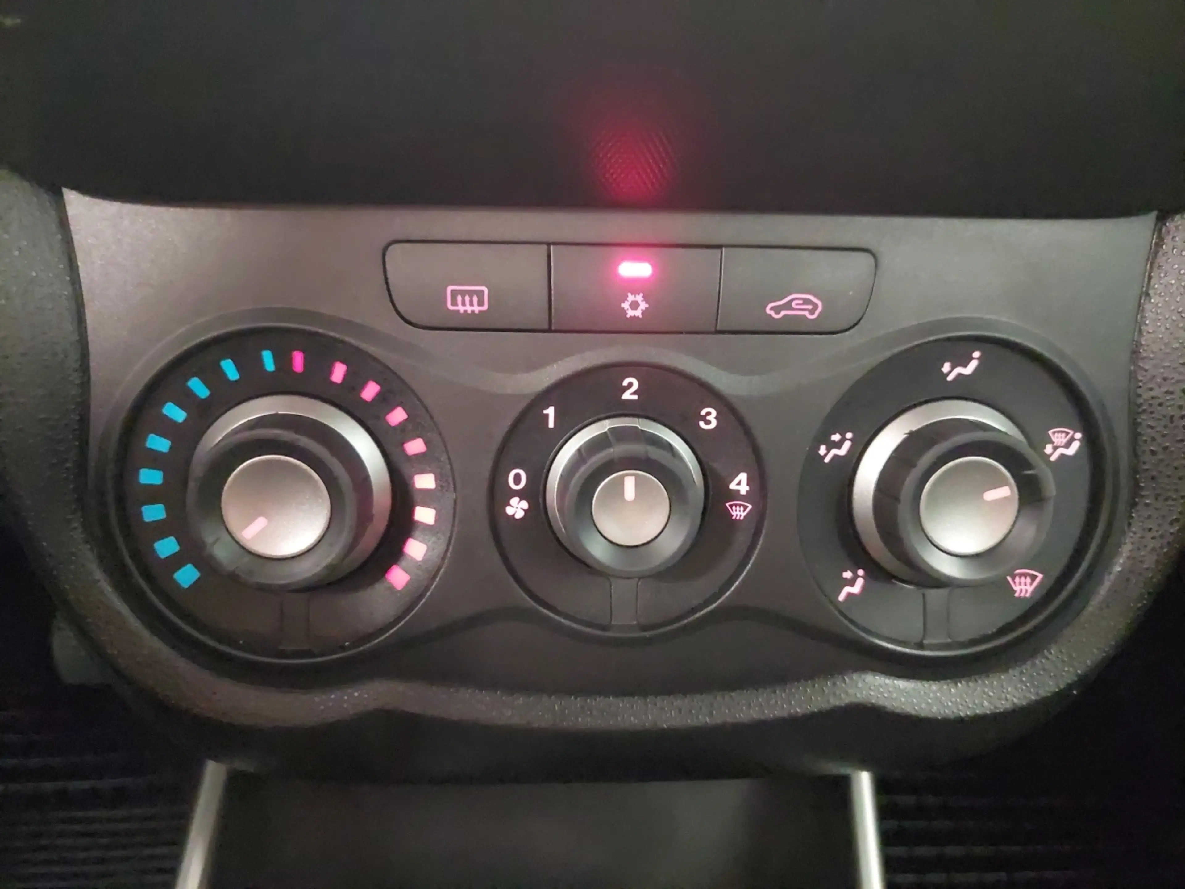Alfa Romeo MiTo 1,4 78PS URBAN — photo 8