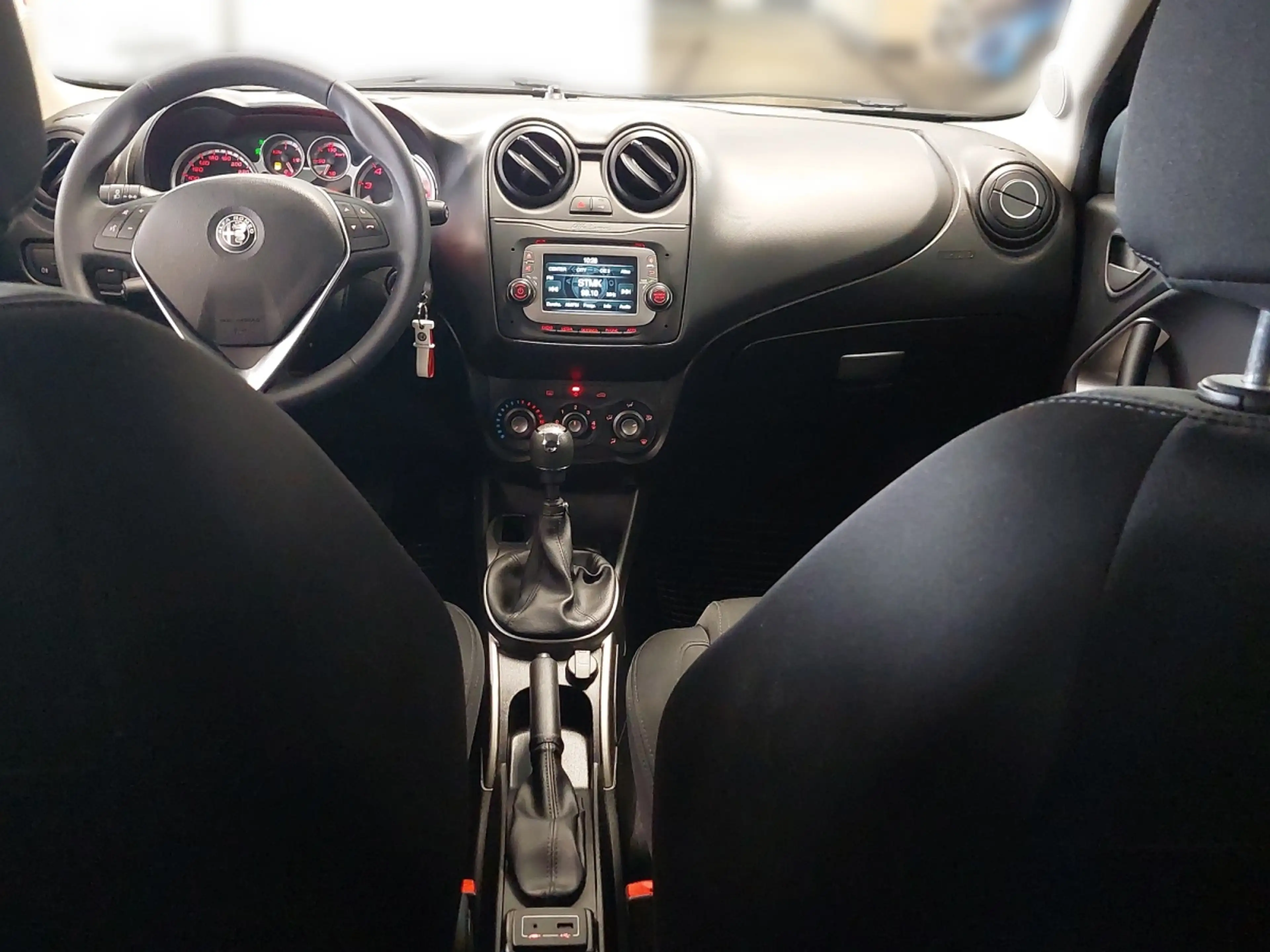 Alfa Romeo MiTo 1,4 78PS URBAN — photo 4