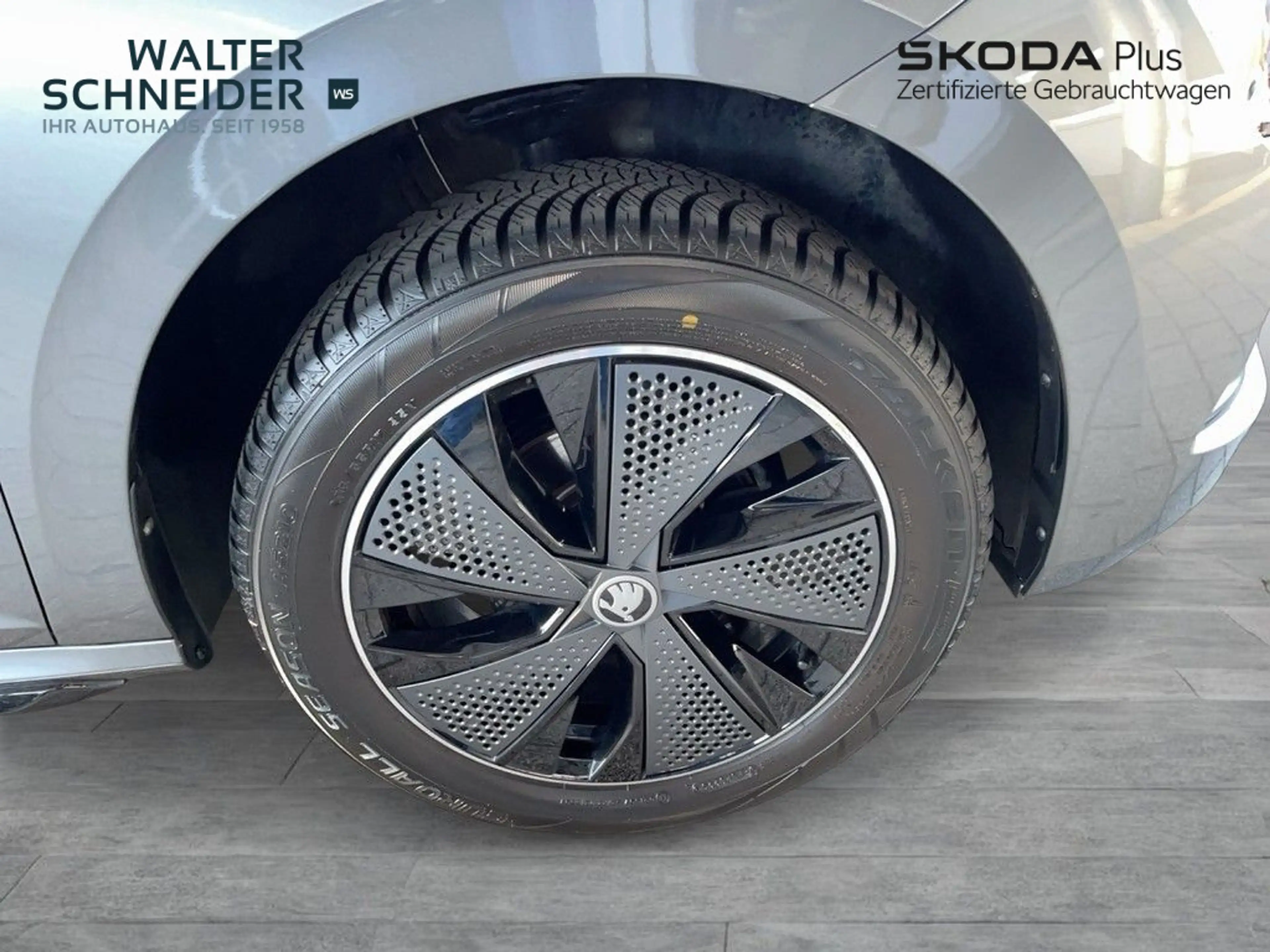 Skoda Kamiq 1.0 TSI Monte Carlo Navi LED Pano — photo 7