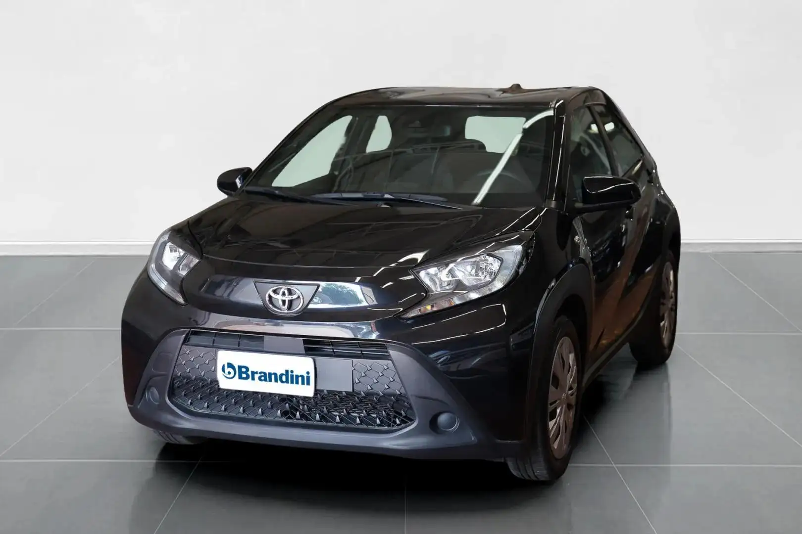 Toyota Aygo X 1.0  Active Nero - 1
