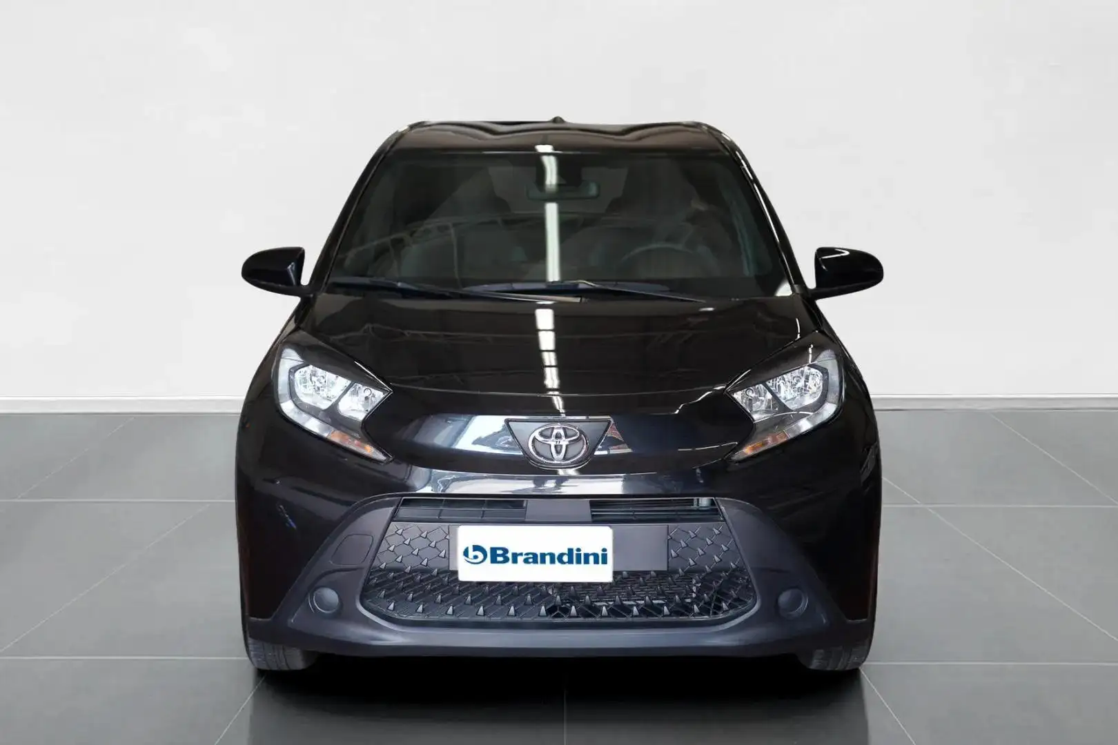 Toyota Aygo X 1.0  Active Nero - 2