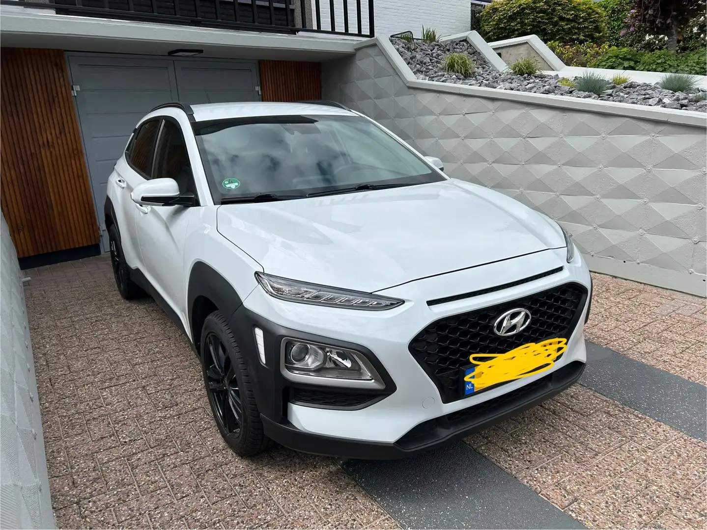 Hyundai KONA KONA 1.0 T-GDI Fashion Alb - 1
