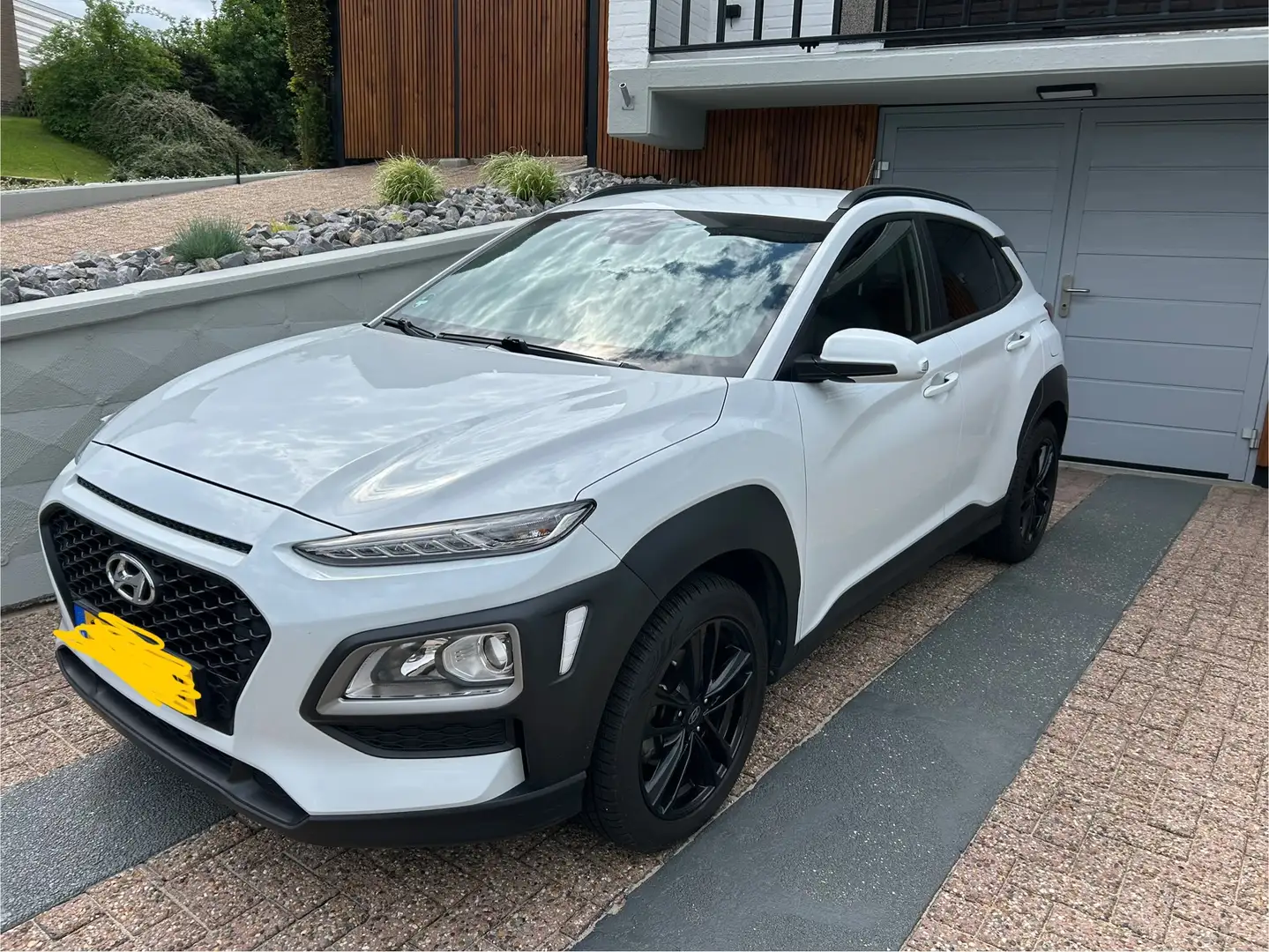 Hyundai KONA KONA 1.0 T-GDI Fashion Alb - 2
