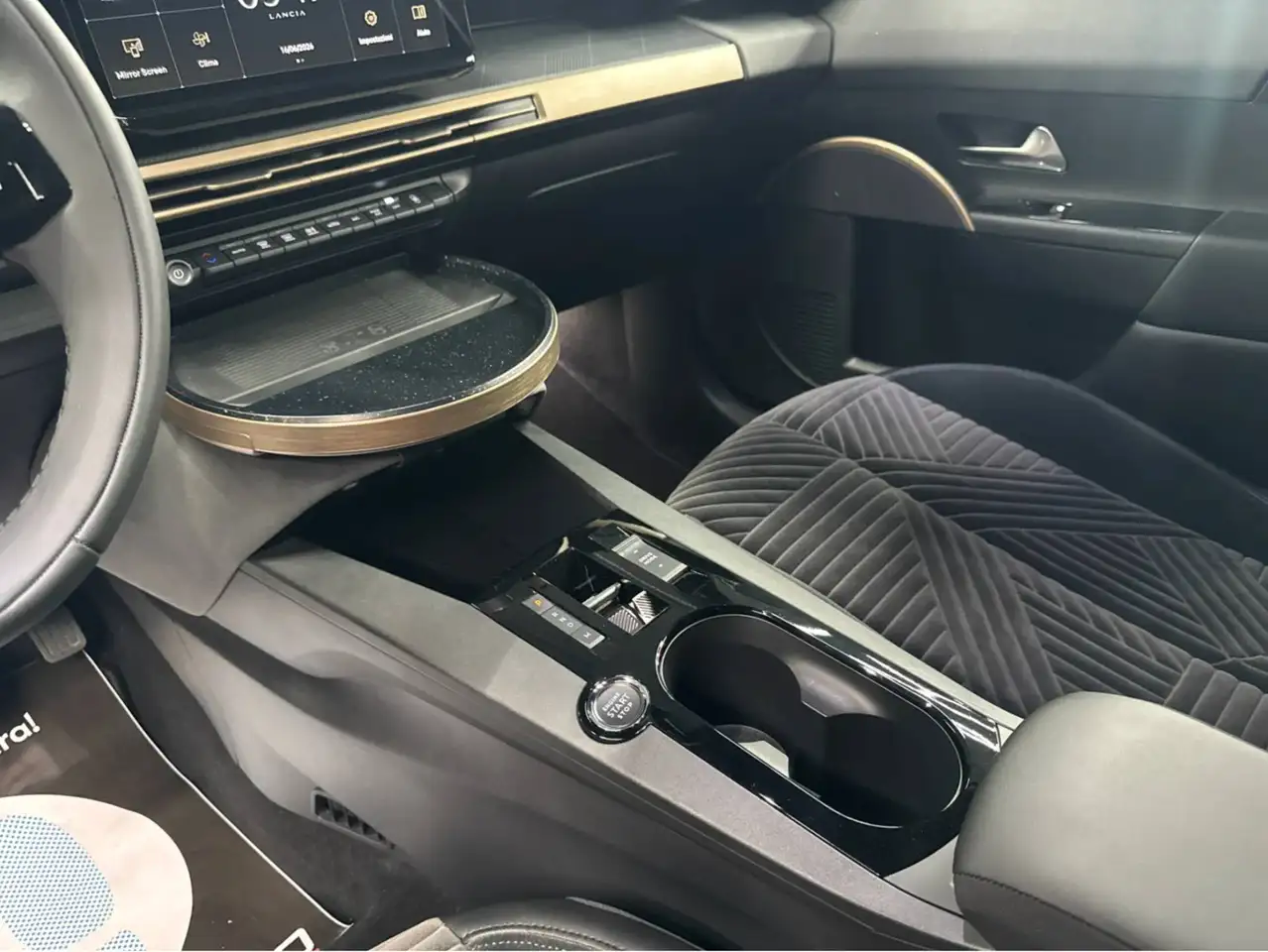 Lancia Ypsilon 2026 — фото 12