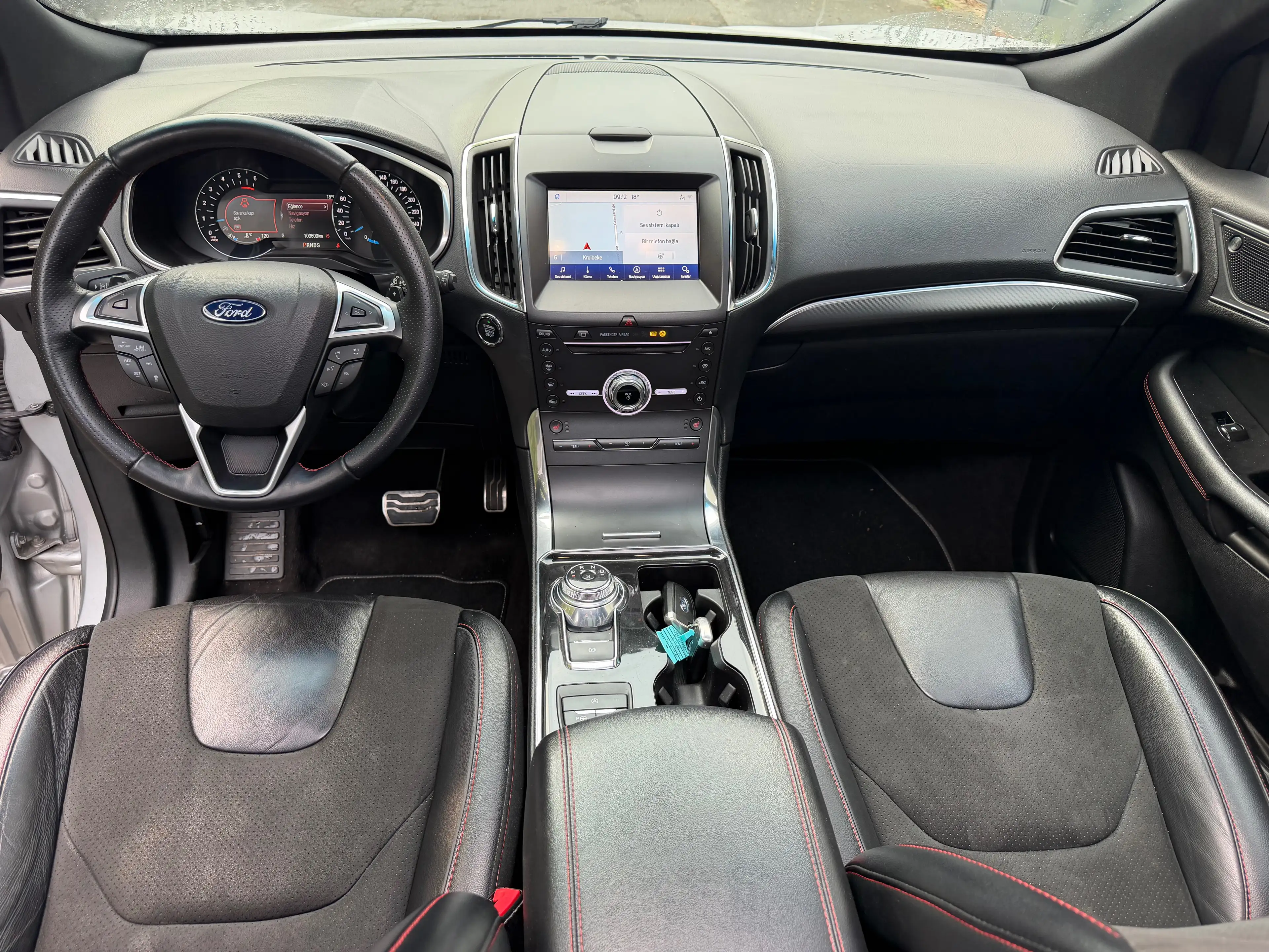 Ford Edge Edge 2.0 TDCi EcoBlue AWD ST-Line — photo 11