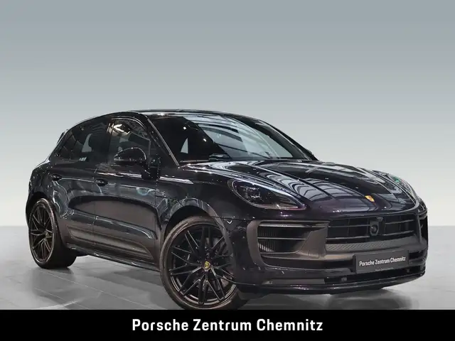 Porsche Macan view 9