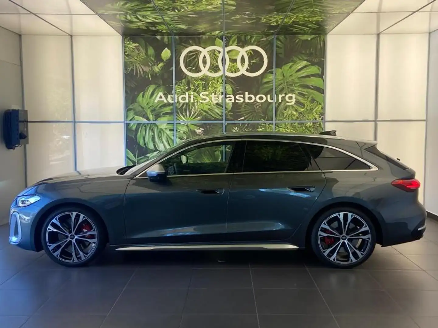 Audi S5 3.0 TFSI Hybride 367ch quattro Stronic 7 Grijs - 2