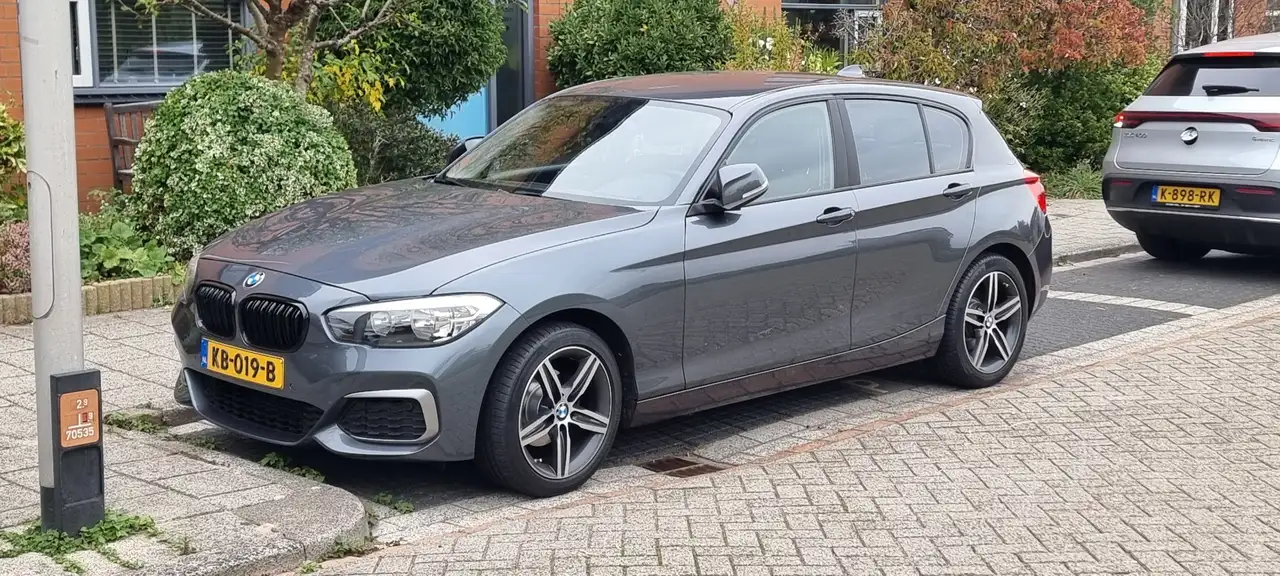 BMW 118