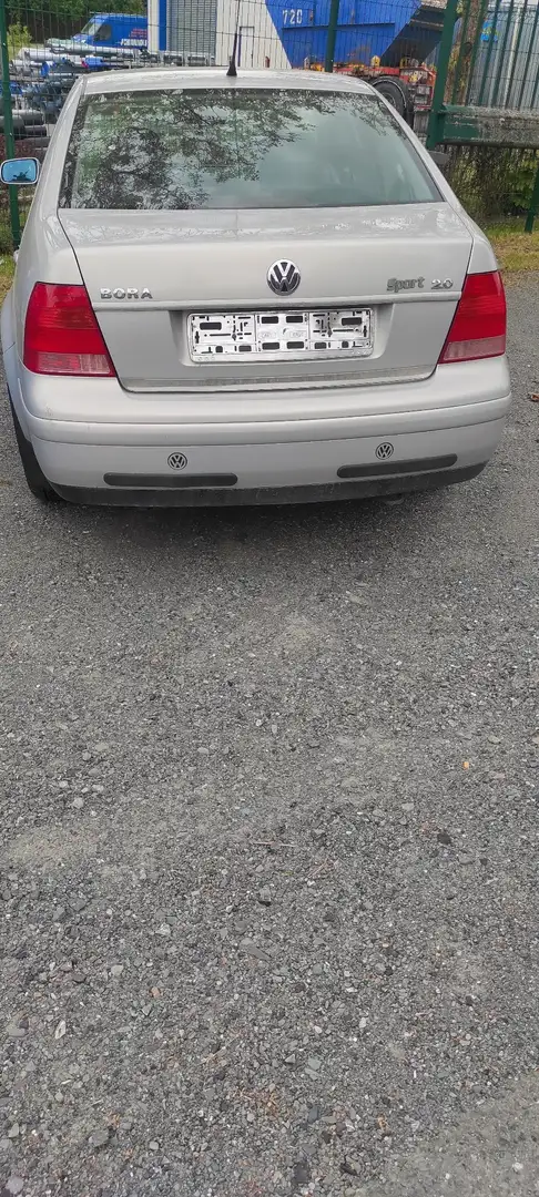 Volkswagen Bora 2.0 - 1