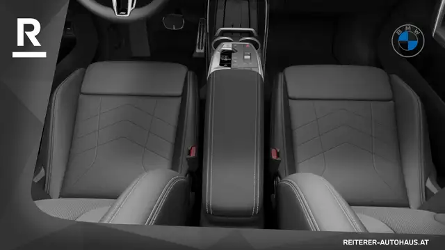 BMW Ix1 view 11