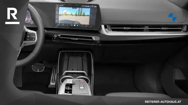 BMW Ix1 view 10