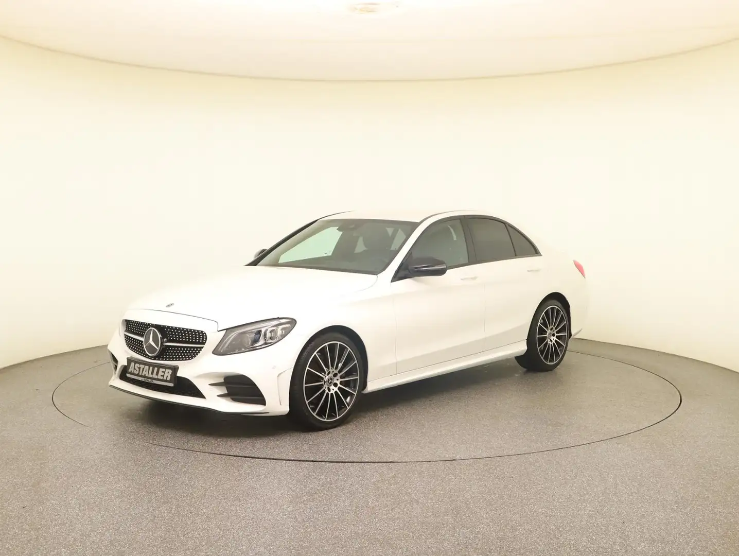 Mercedes-Benz C 180 AMG Line 2x Night+19"+Multibeam+AHK+Busine Weiß - 2