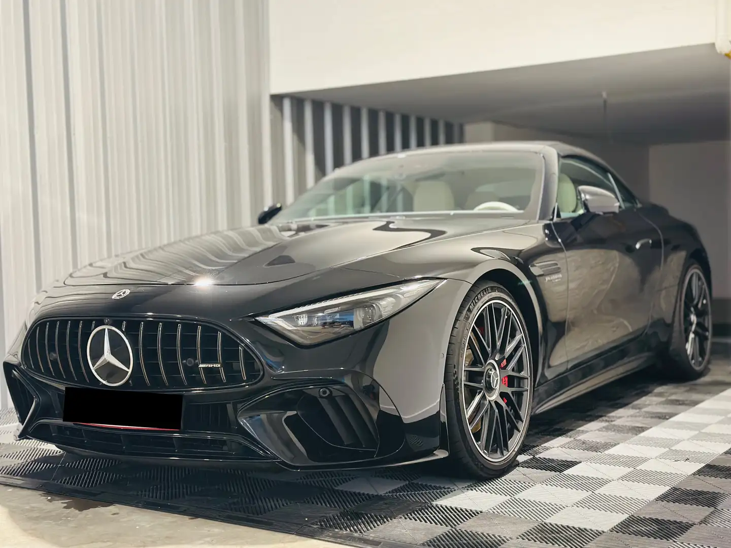 Mercedes-Benz SL 55 AMG Roadster 4-Matic+ V8 4 Litres !!! Zwart - 1