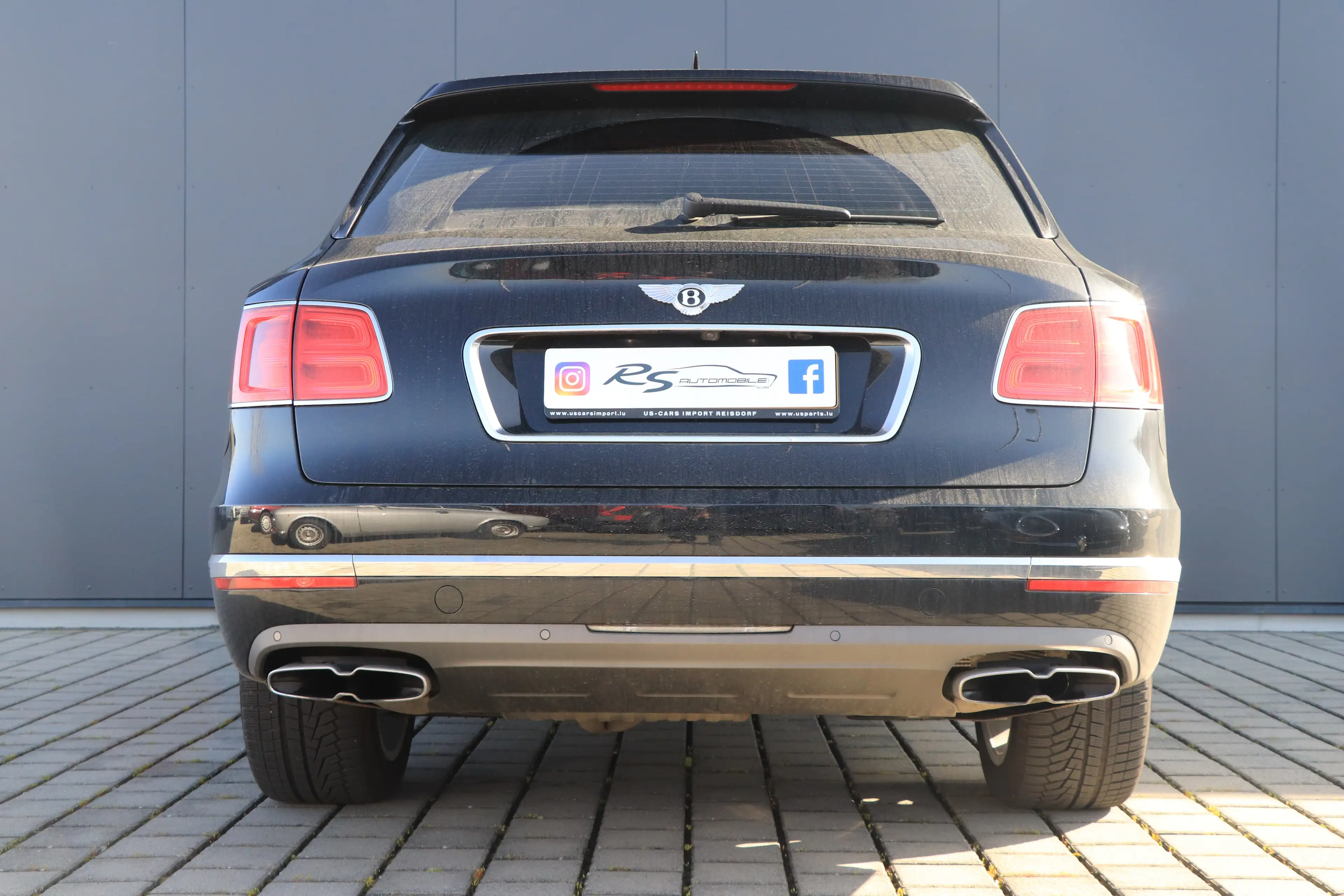 Bentley Bentayga Diesel Panorama Massage Dynamic Ride — photo 6