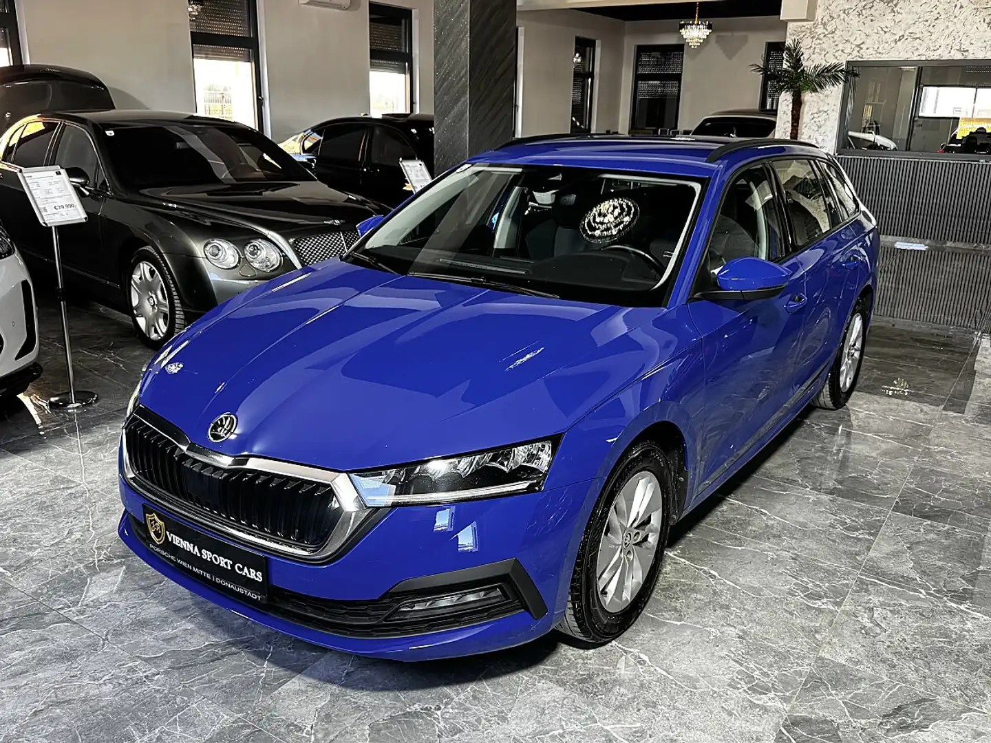 Skoda Octavia Combi 2,0 TDI Ambition*1.Besitz*Facelift* Blau - 1
