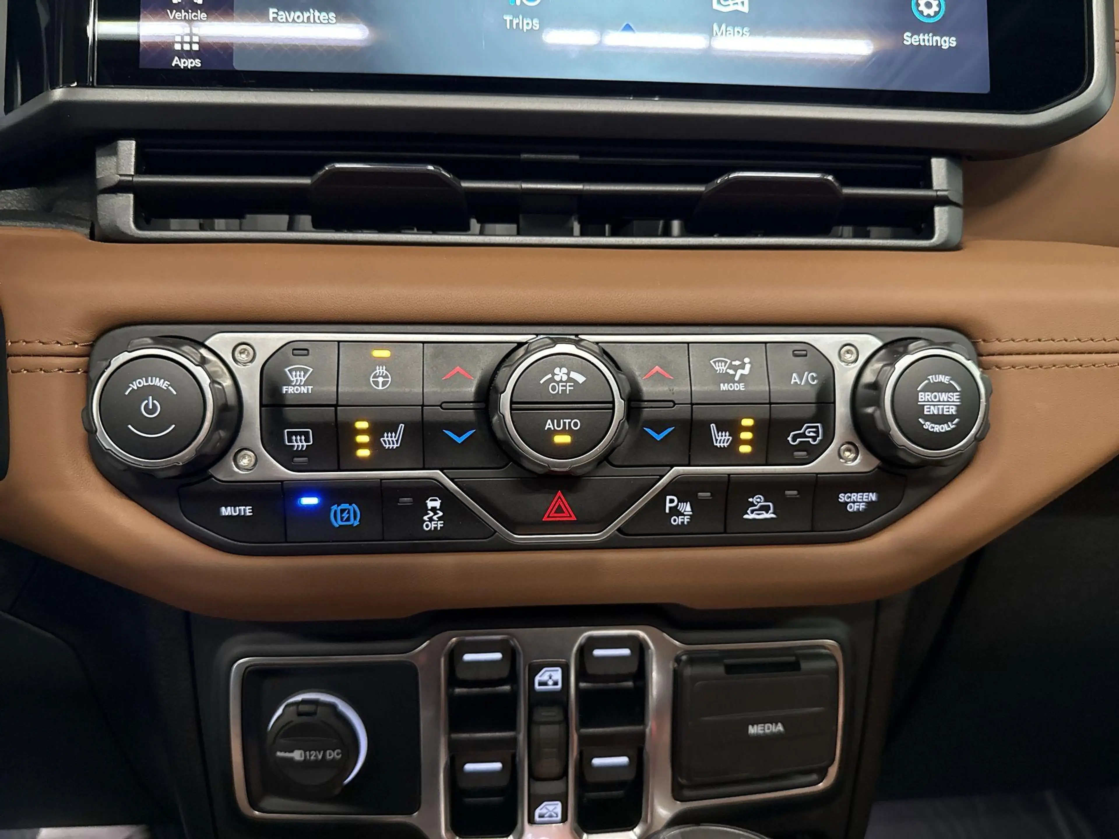 Jeep Wrangler Unlimited 4xe 380 Sahara PHEV | FACELIFT | EL. STO — photo 40