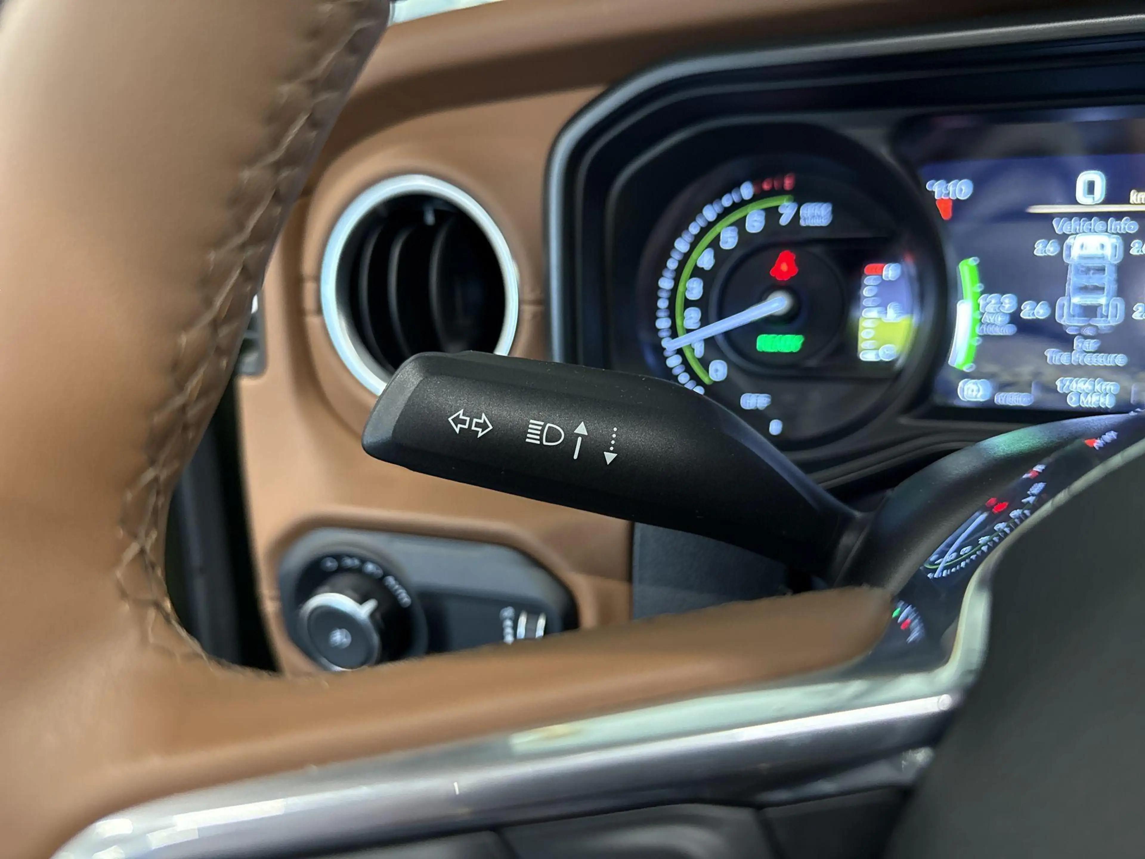 Jeep Wrangler Unlimited 4xe 380 Sahara PHEV | FACELIFT | EL. STO — photo 28