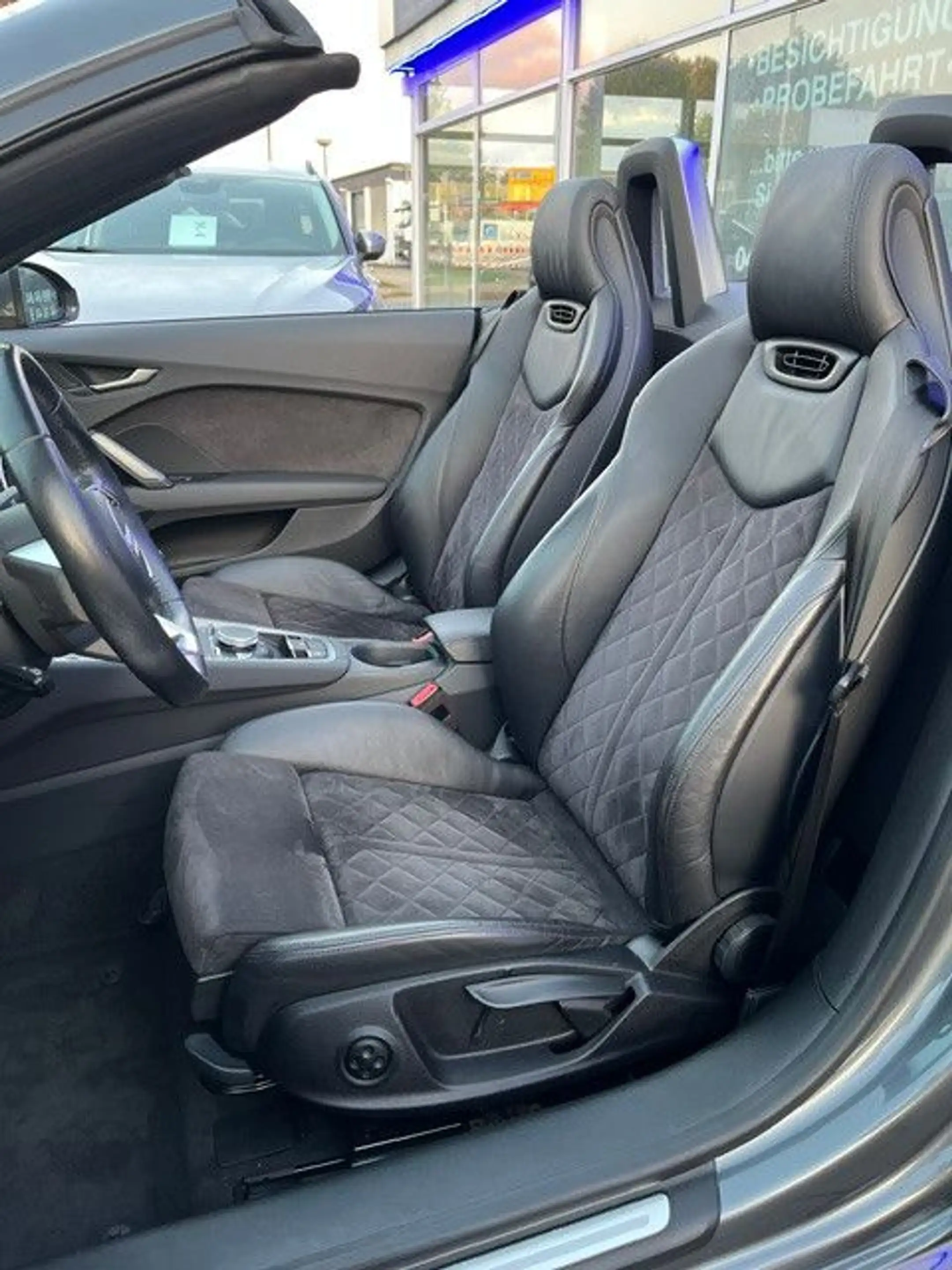 Audi TT Roadster 1.8 TFSI  ALCANTARA NAVI XEN — photo 8
