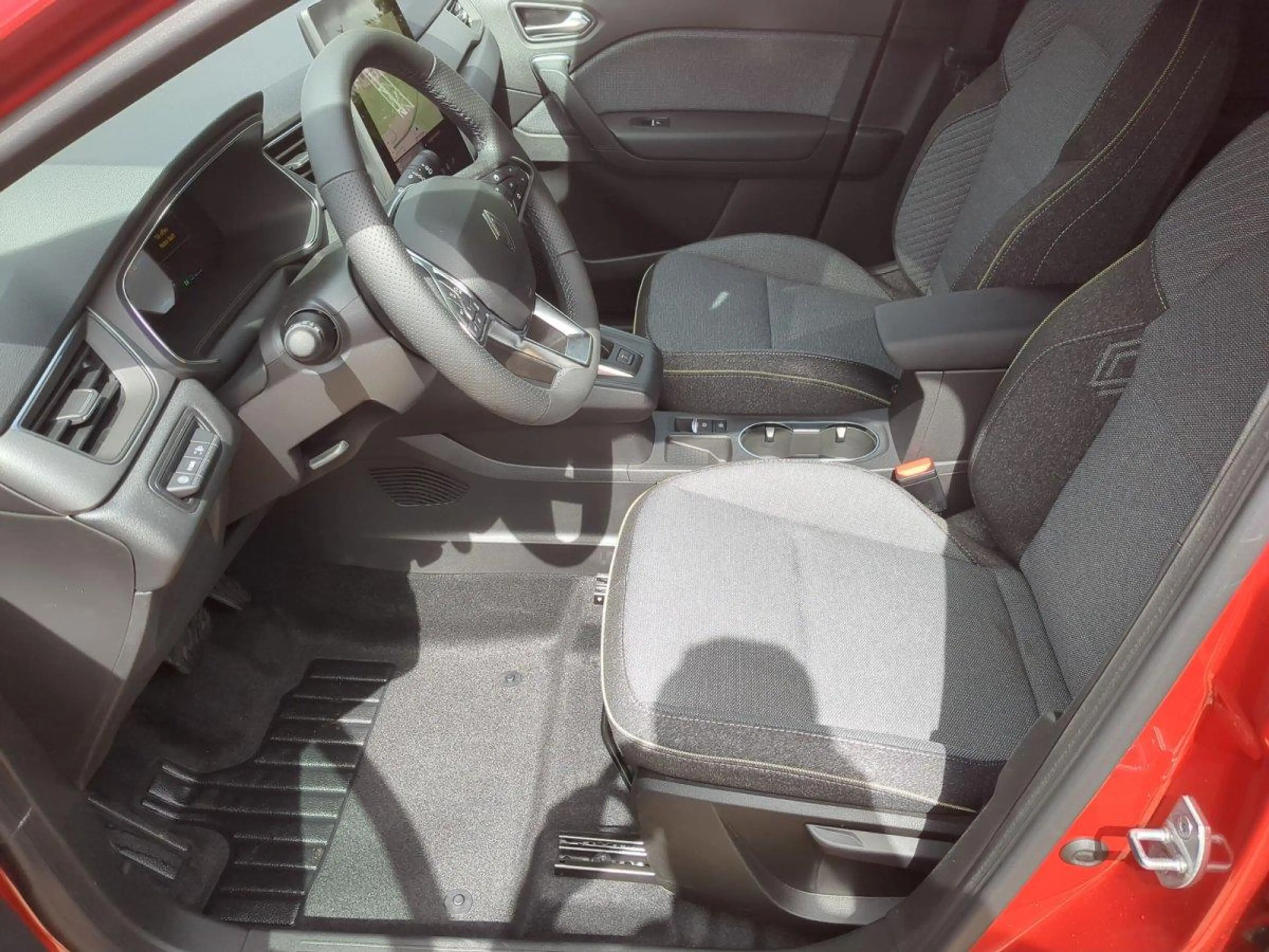 Renault Captur Techno Winterpaket+RFK+PDC E-TECH 160 Full-Hybr... — photo 4
