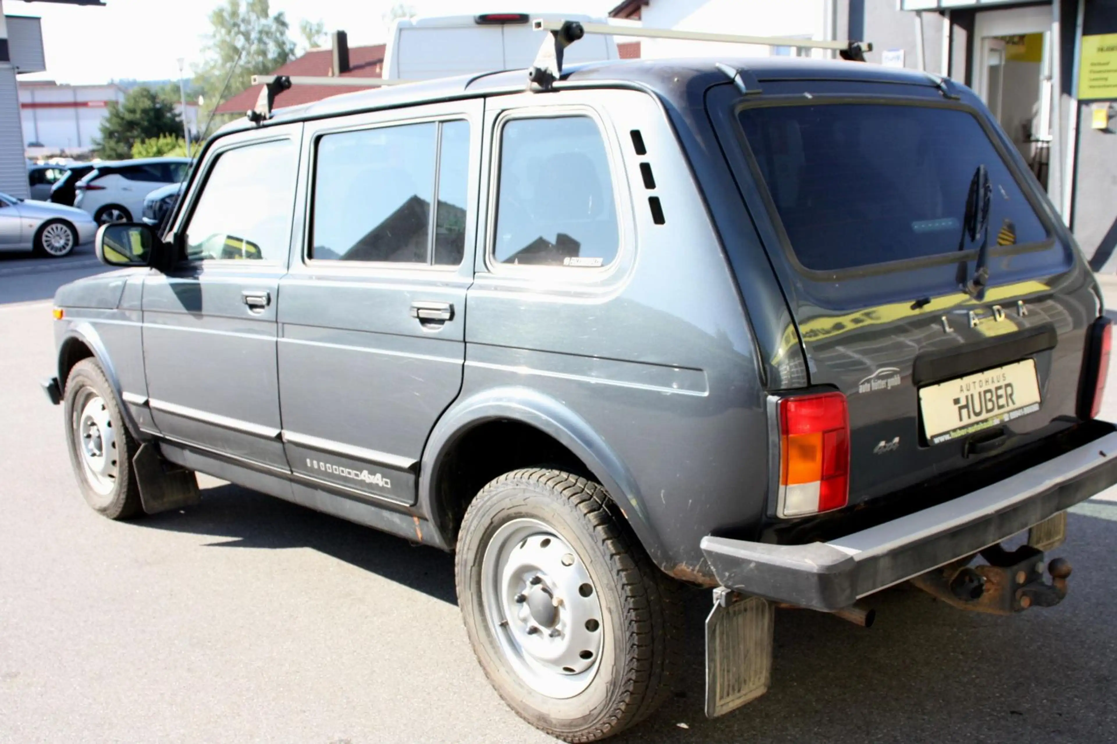 Lada Taiga Niva 5 Türer 1.7 4x4  AHK TÜV 2028 M2131 — photo 3